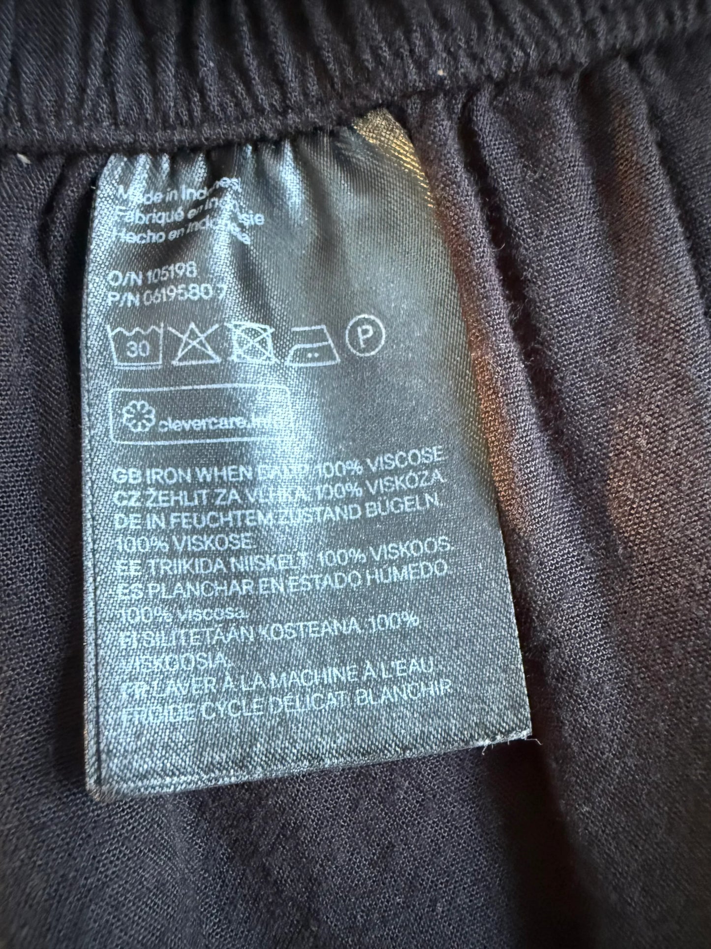 H&M Black Viscose Shorts