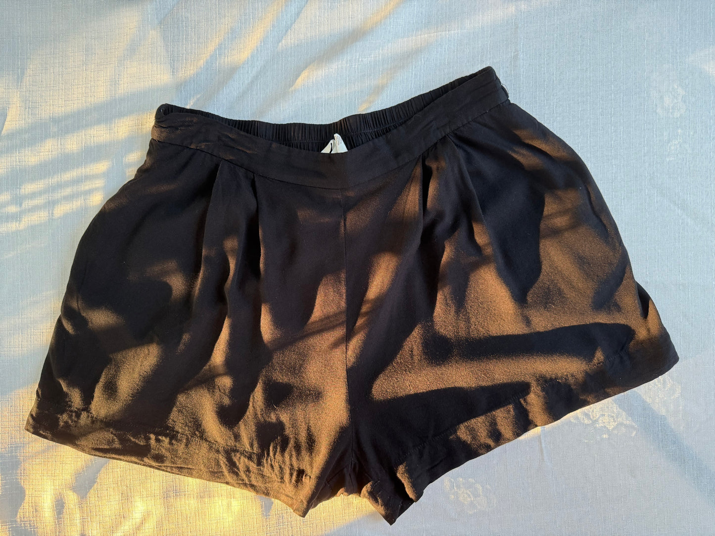 H&M Black Viscose Shorts