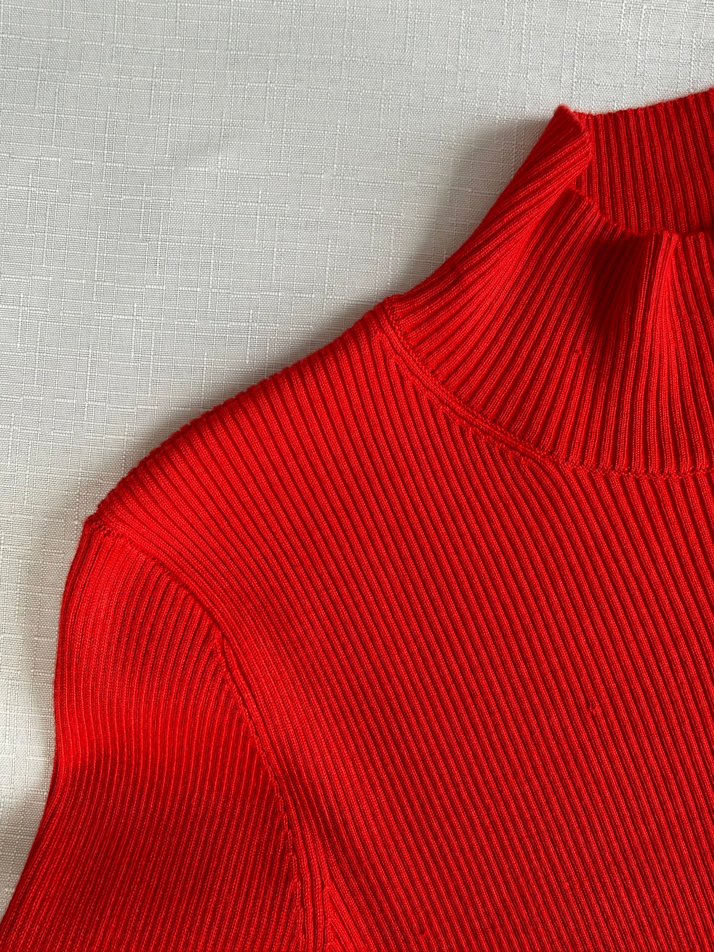 Calvin Klein Jeans Ribbed Mock Neck Crop Top