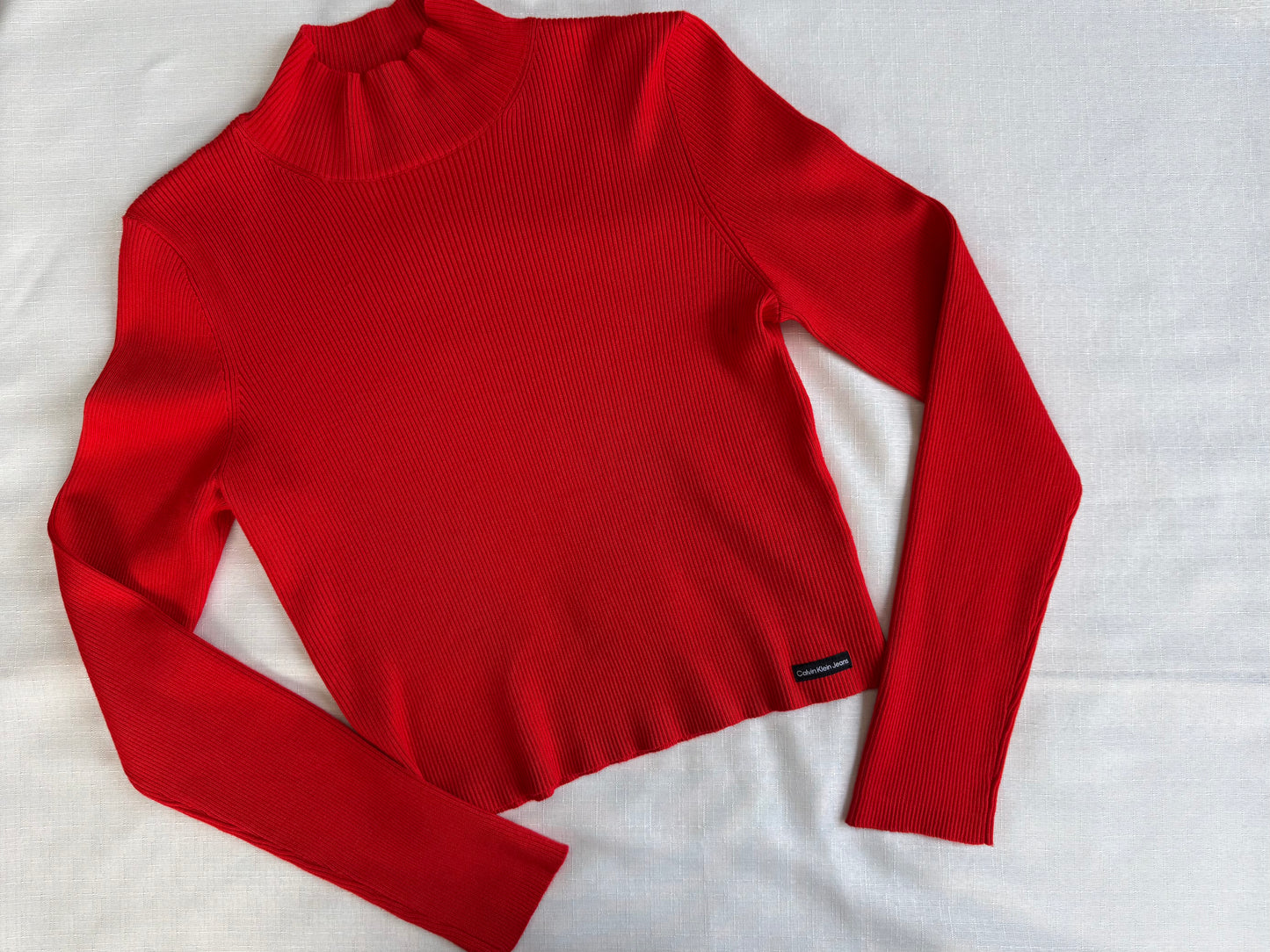 Calvin Klein Jeans Ribbed Mock Neck Crop Top