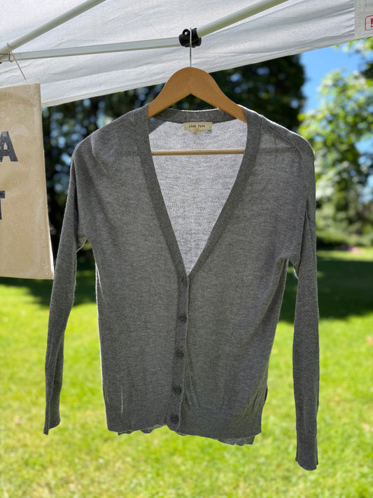 Pink Rose V-Neck Button Cardigan in Heather Gray