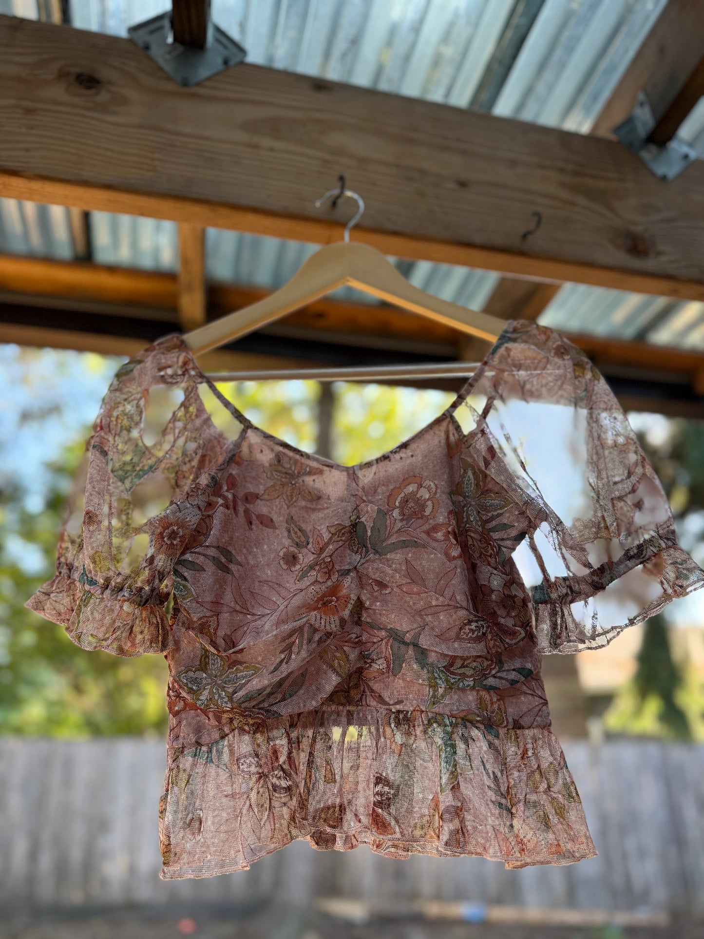 Meraki Vintage-Style Mesh Blouse