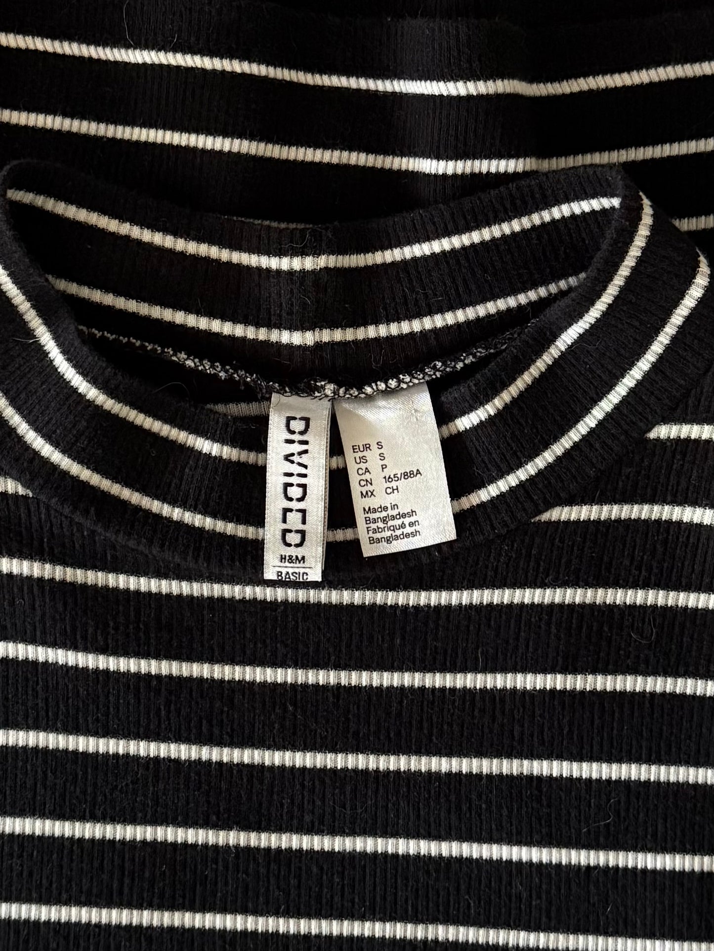 Divided by H&M Black & White Striped Long Sleeve Crop Top