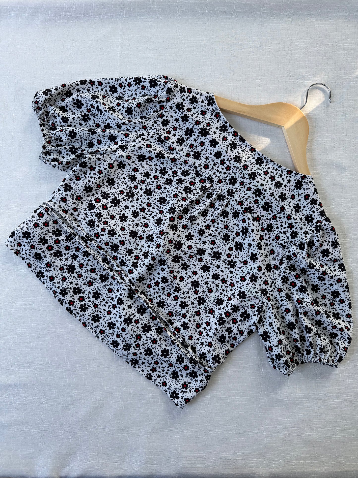 Zara Floral Puff Sleeve Blouse