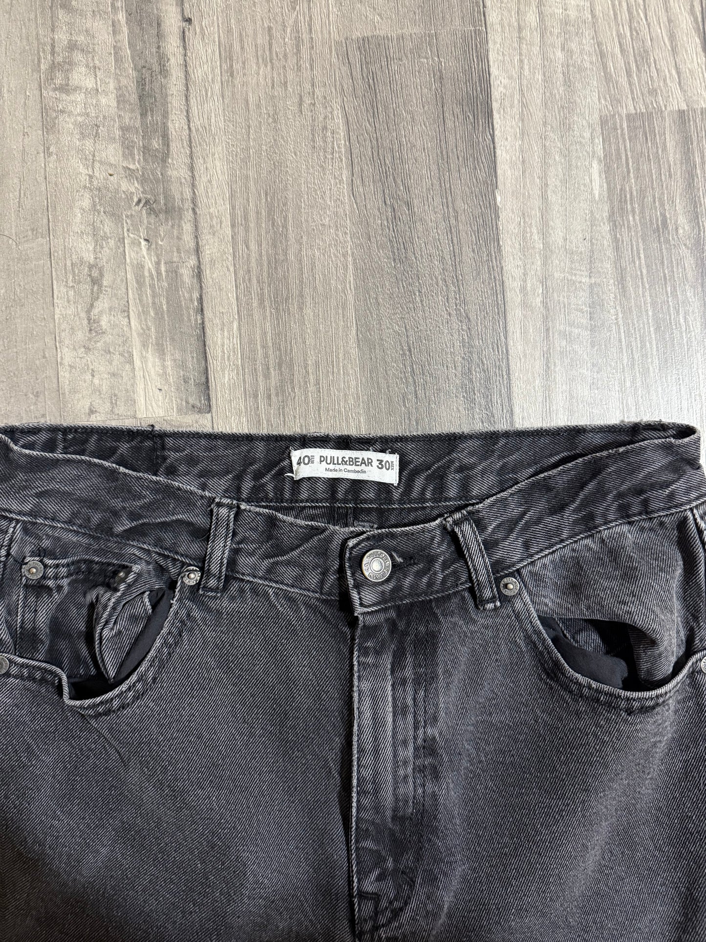 Pull & Bear Washed Black Straight-Leg Jeans